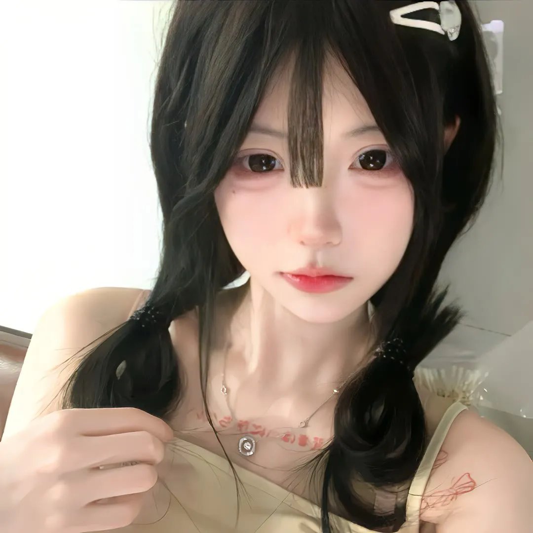 出水红莲